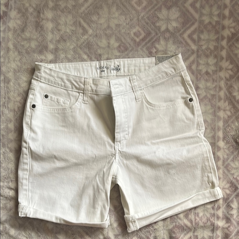 Indigo Classic White Shorts
